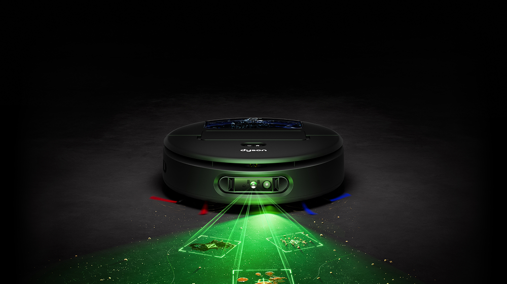 Вижте как прахосмукачката робот Dyson Spot+Scrub Ai за мокро и сухо почистване разкрива петна и идентифицира разливания.